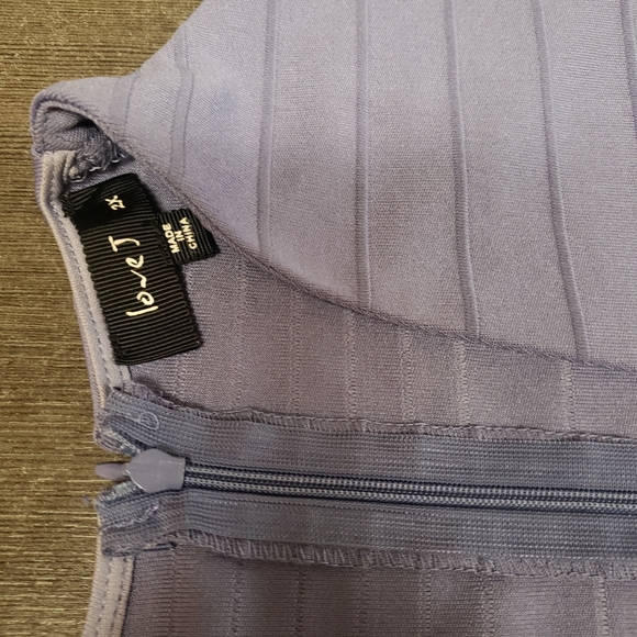 Plus Size Style Dress - Picture 5 of 8